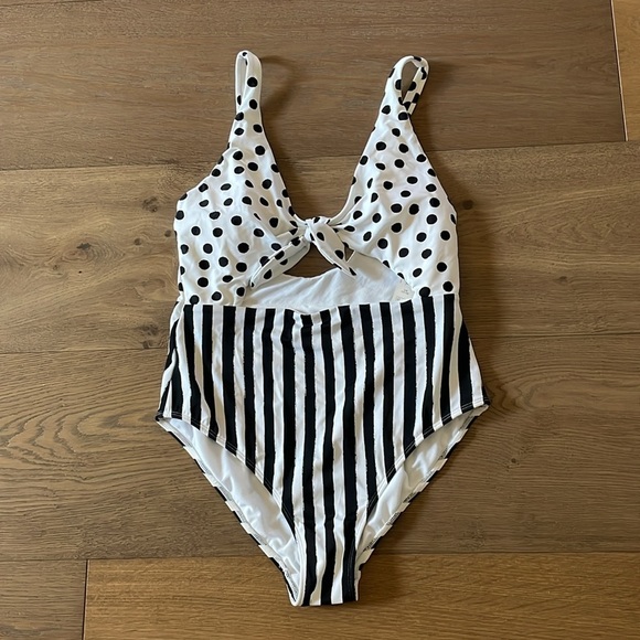 Pin-Up Polka Dot Striped Tie Front Keyhole Cheeky 1-Pc Swimsuit L White Black - Picture 6 of 15